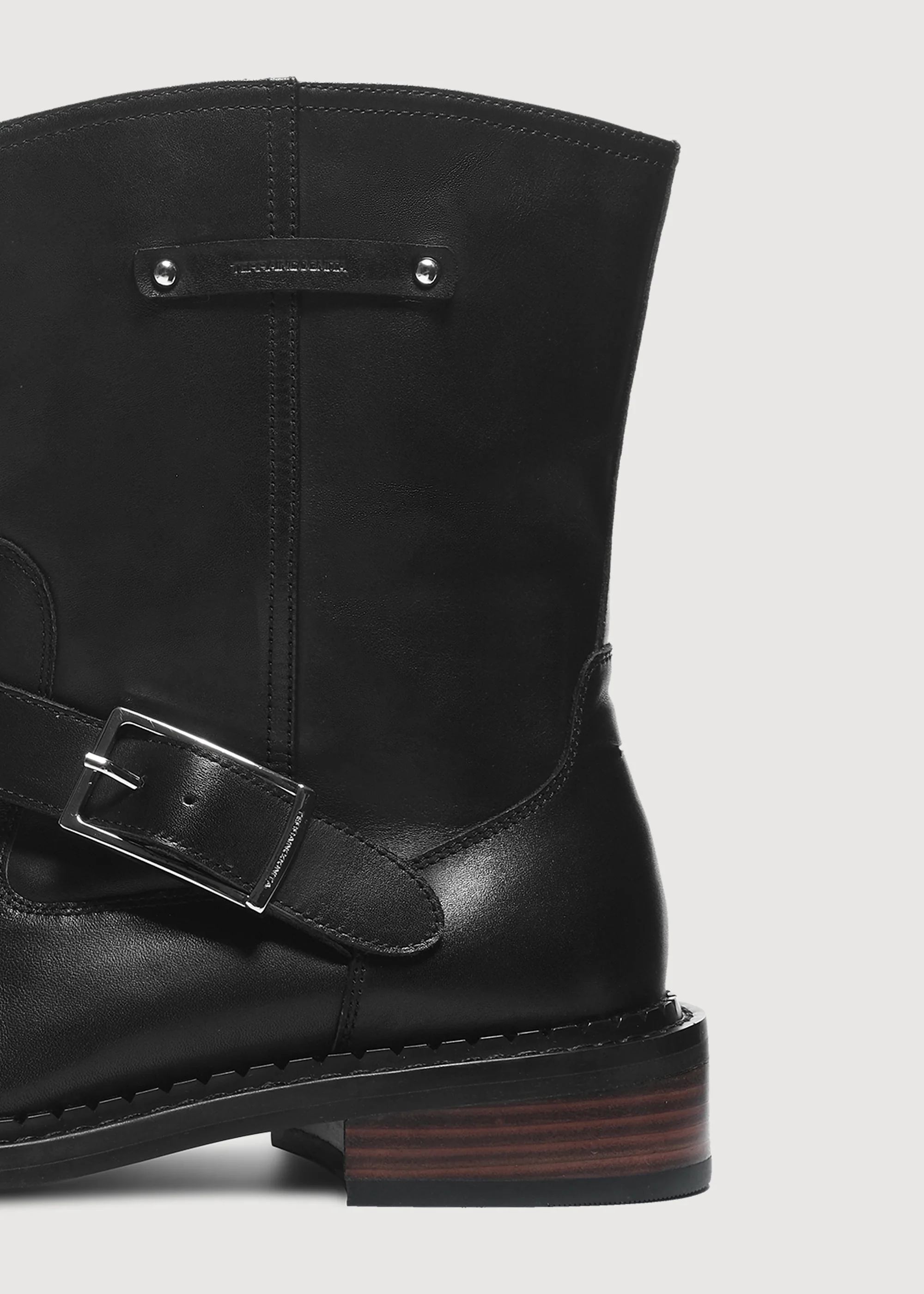 Ankle boots Wood-grain heel Black - Image 9