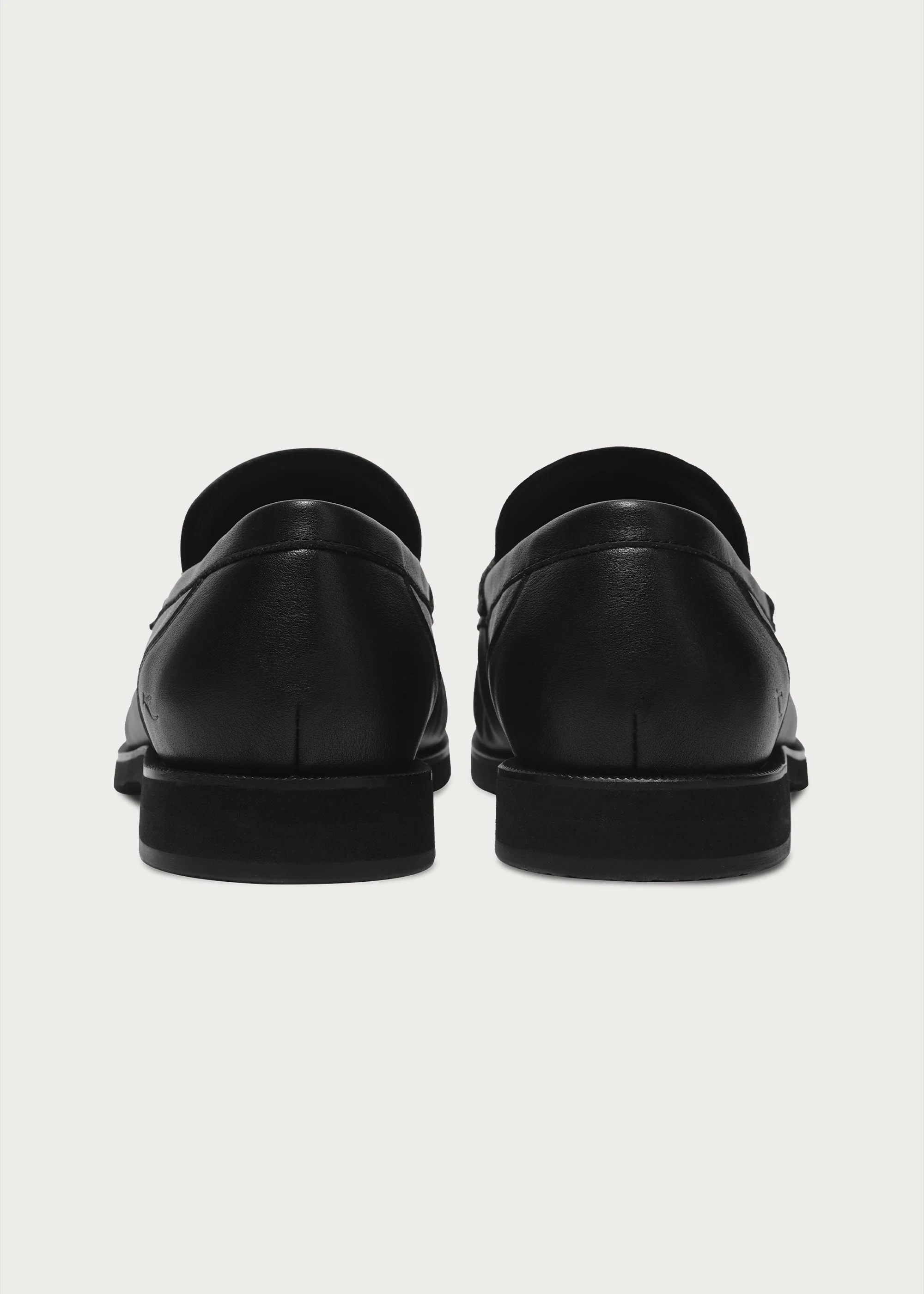 Milled Leather Round-Toe Vintage Loafers Black - Image 10