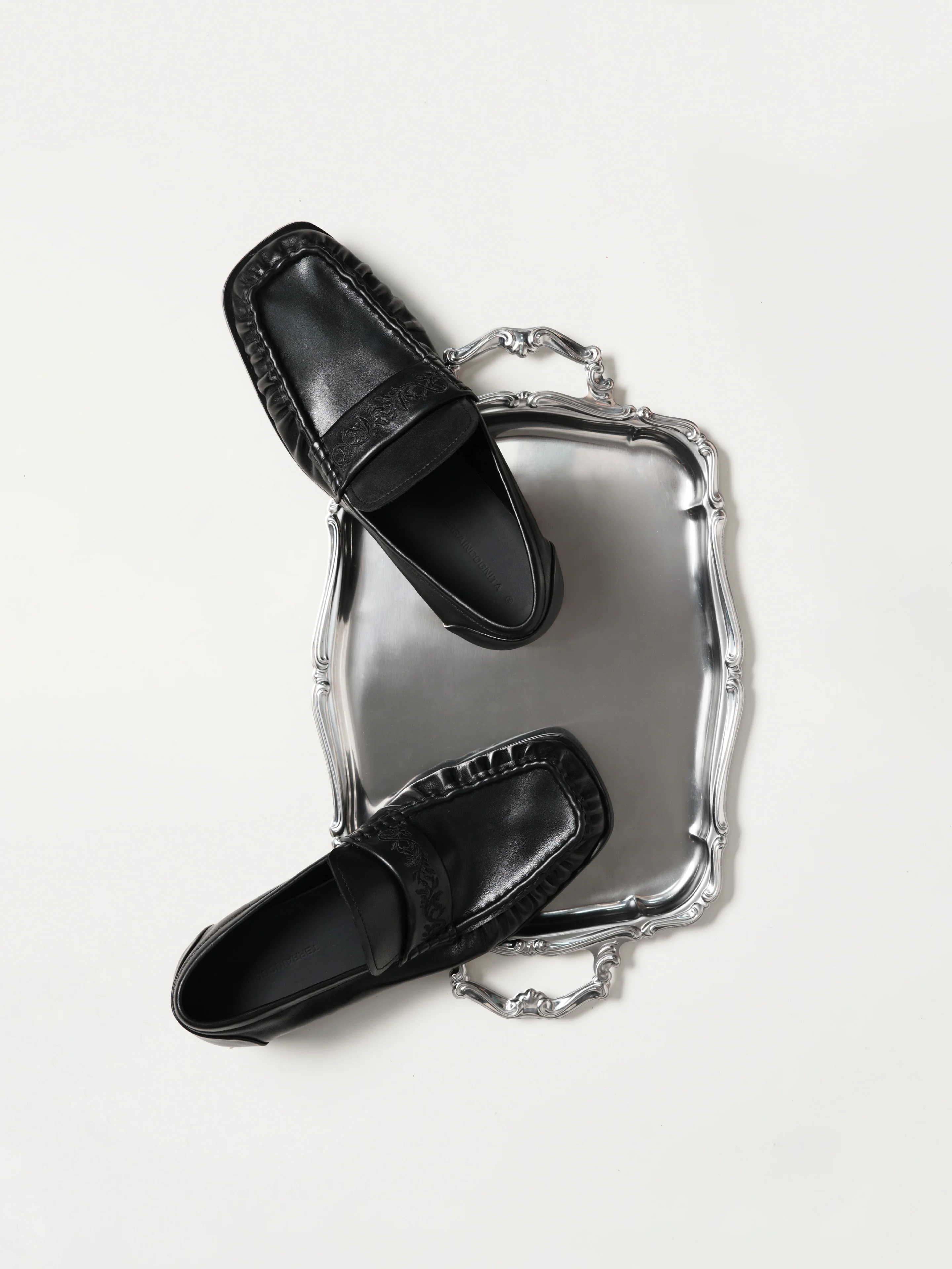 Loafers Square-toe Vine-engraved Elegant black - Image 9