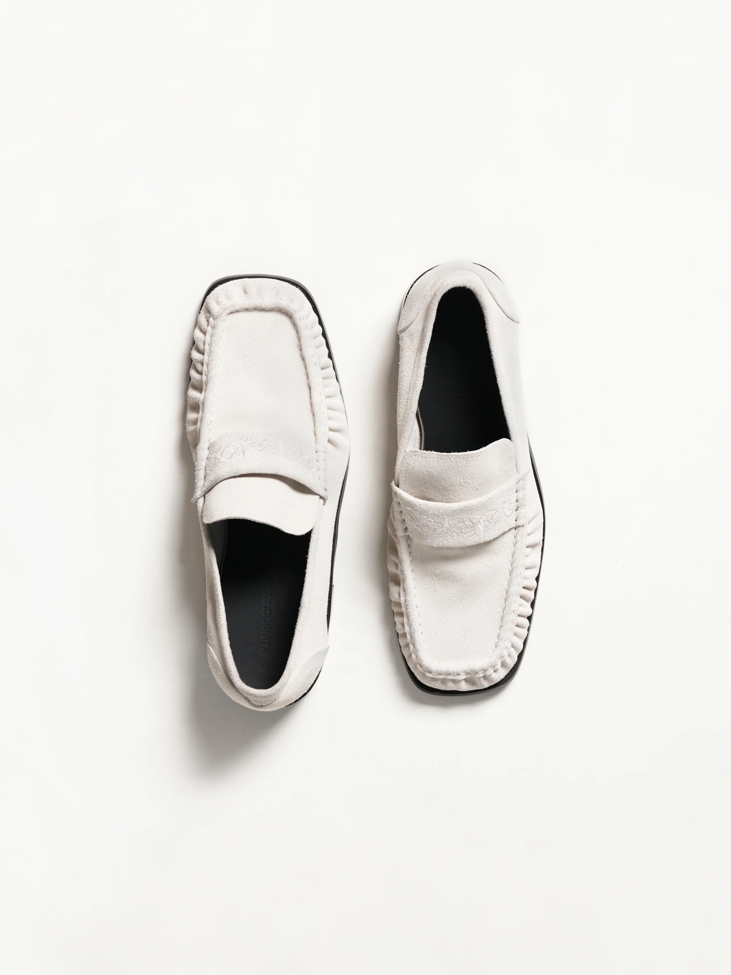 Loafers Square-toe  Vine-engraved White - Image 5