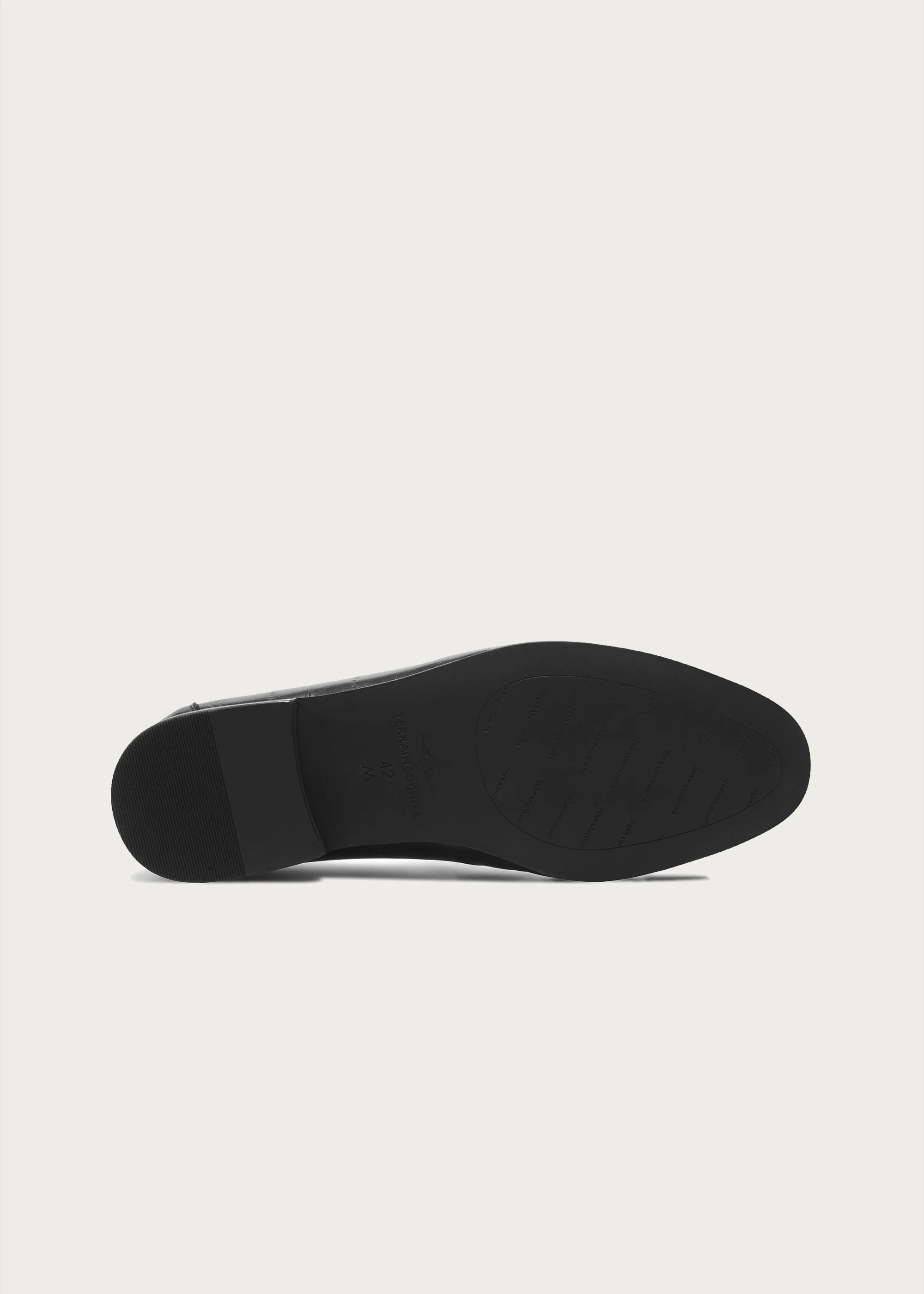 Loafers Vine-engraved Elegant black - Image 12