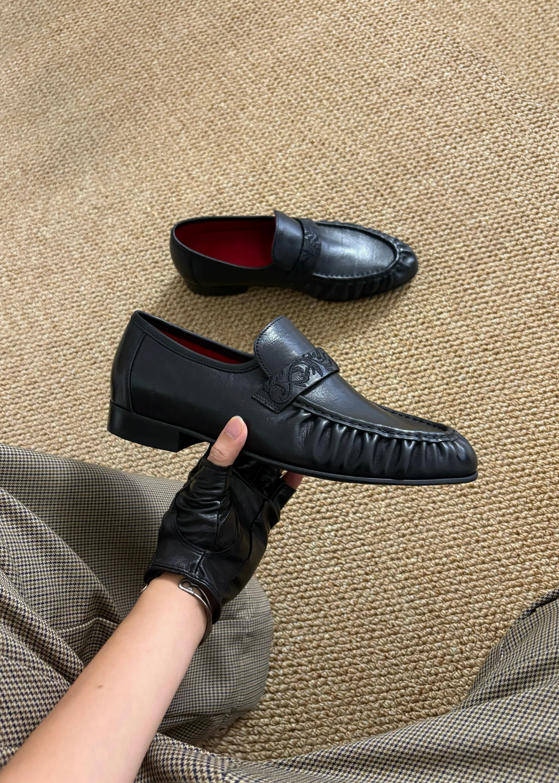 Loafers Vine-engraved Elegant black - Image 3