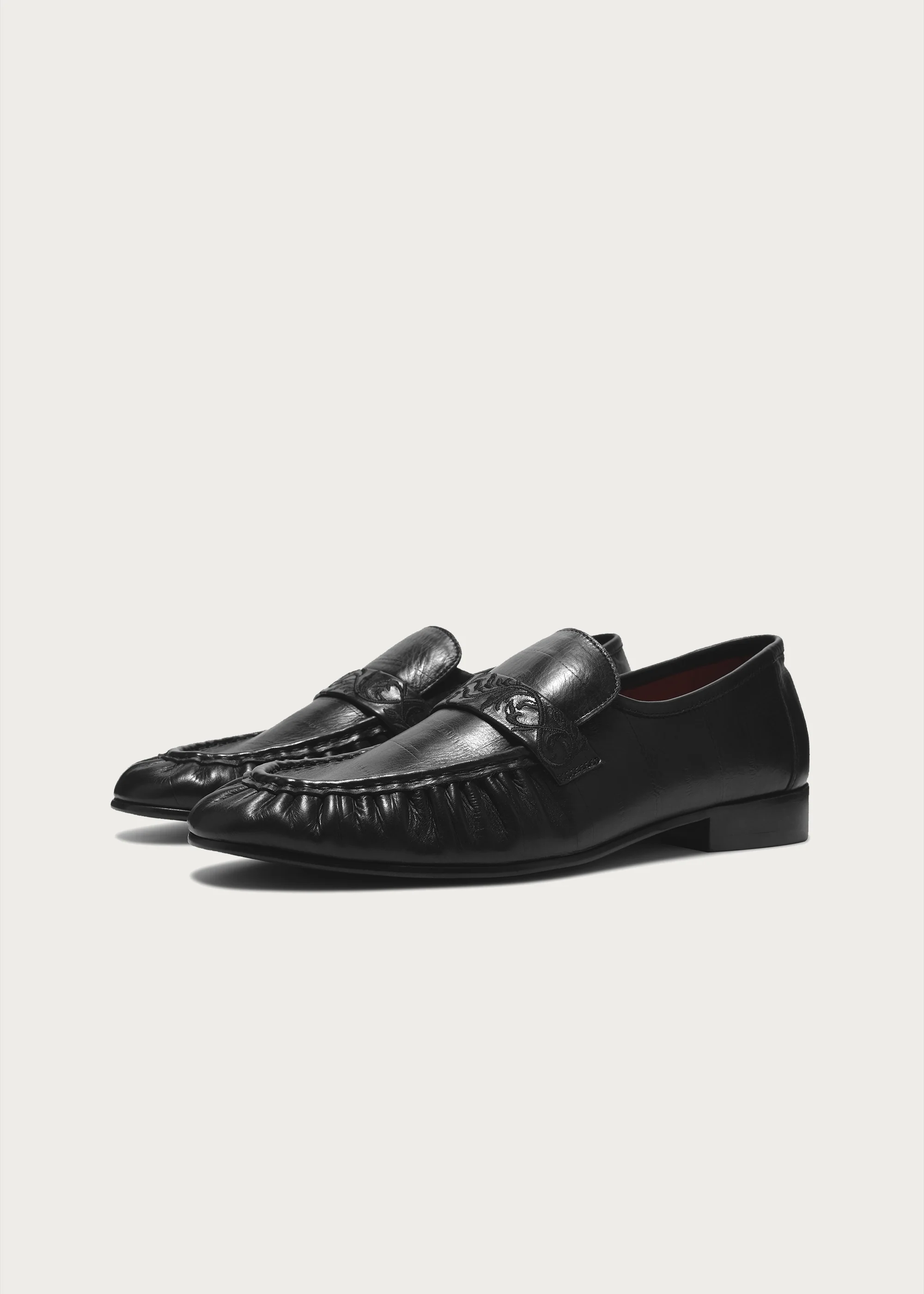 Loafers Vine-engraved Elegant black - Image 6