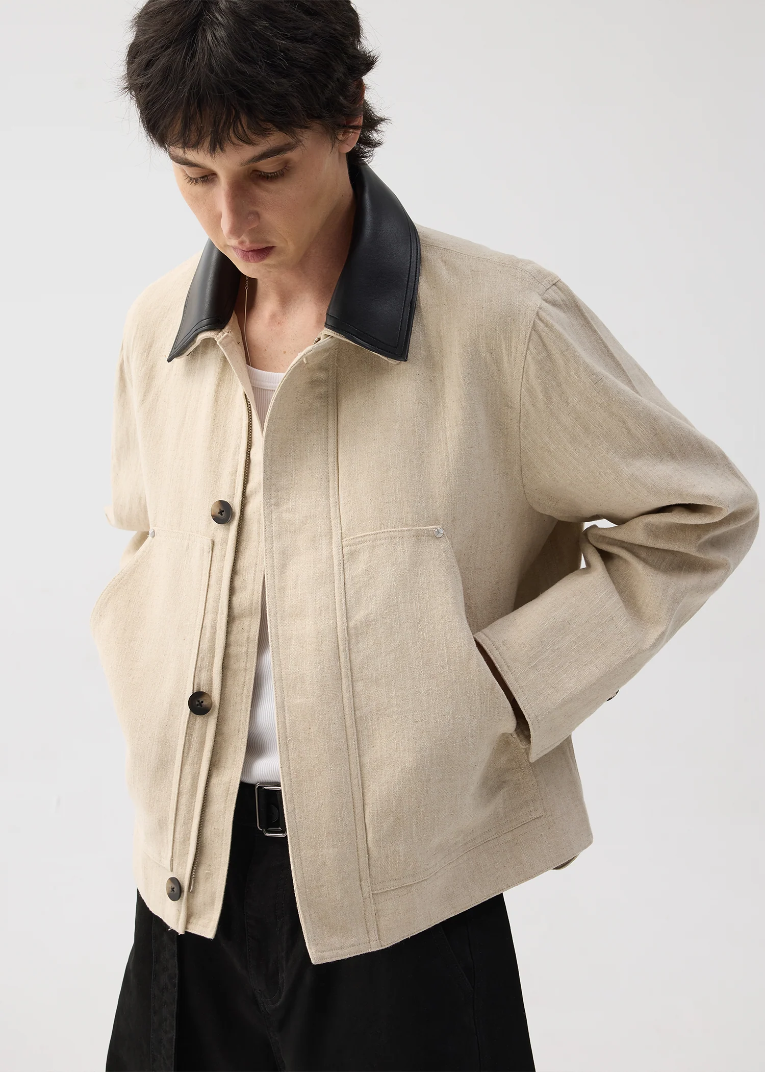 Linen Jacket with Spliced Leather Collar - Image 3