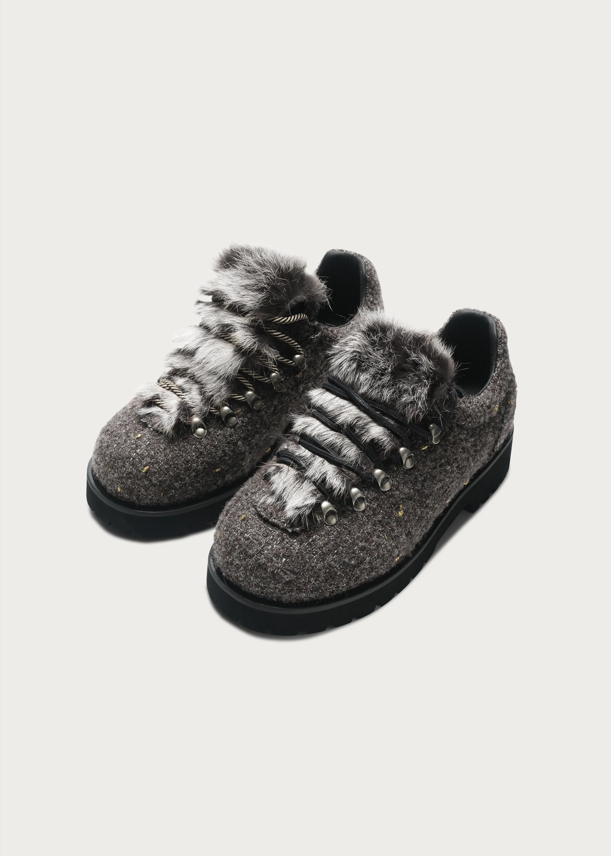 Outdoor-inspired hiking shoes Gray - Image 9